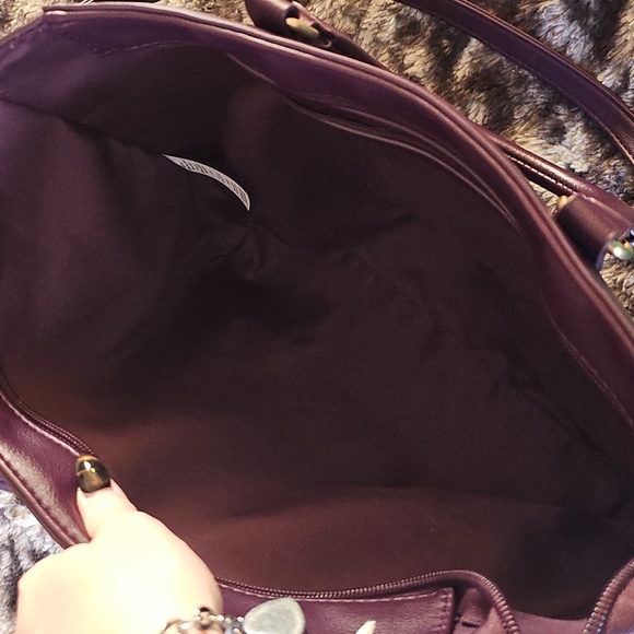 Purse - Picture 4 of 8